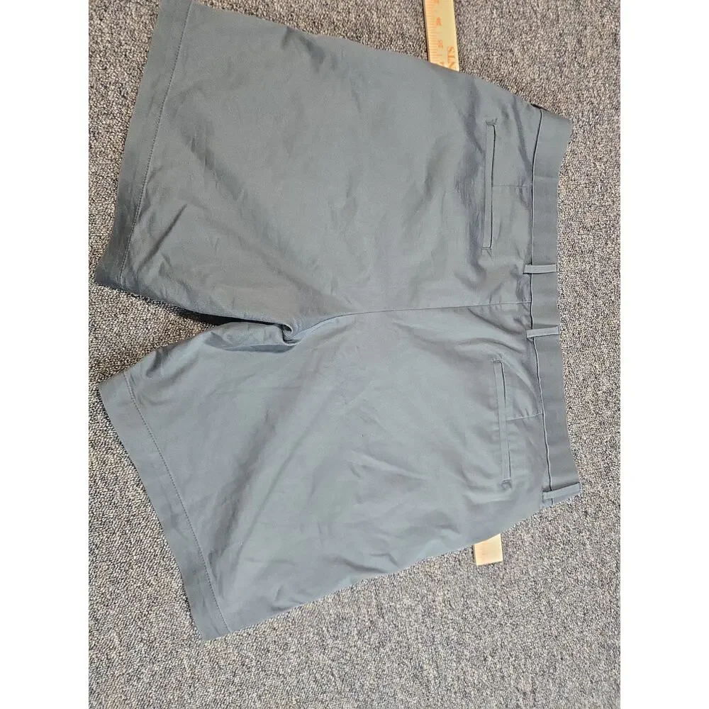 Banana Republic product pair